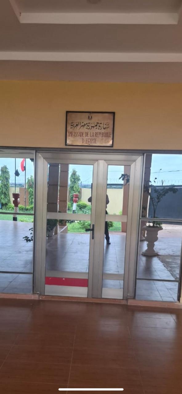 11 لجنة انتخابية فى القارة الإفريقية تفتح أبوابها لاستقبال الناخبين (6)