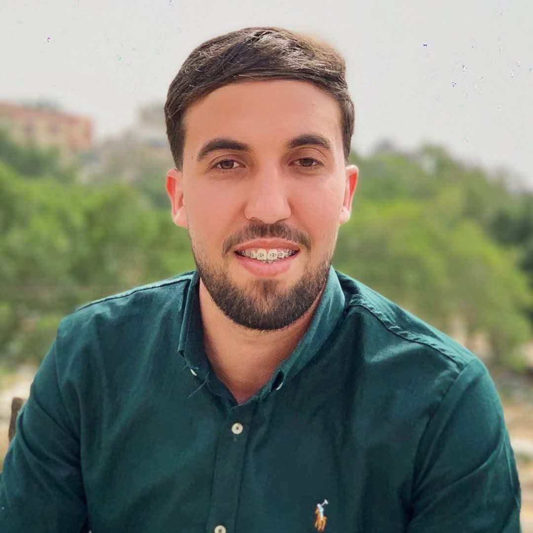 الصحفي معاذ ابو طه 2