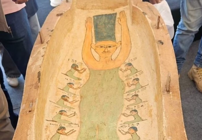 مومياء تشبه مارج سيمبسون مومياء تشبه مارج سيمبسون