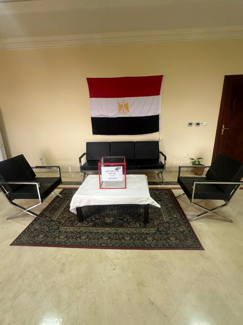 11 لجنة انتخابية فى القارة الإفريقية تفتح أبوابها لاستقبال الناخبين (8)