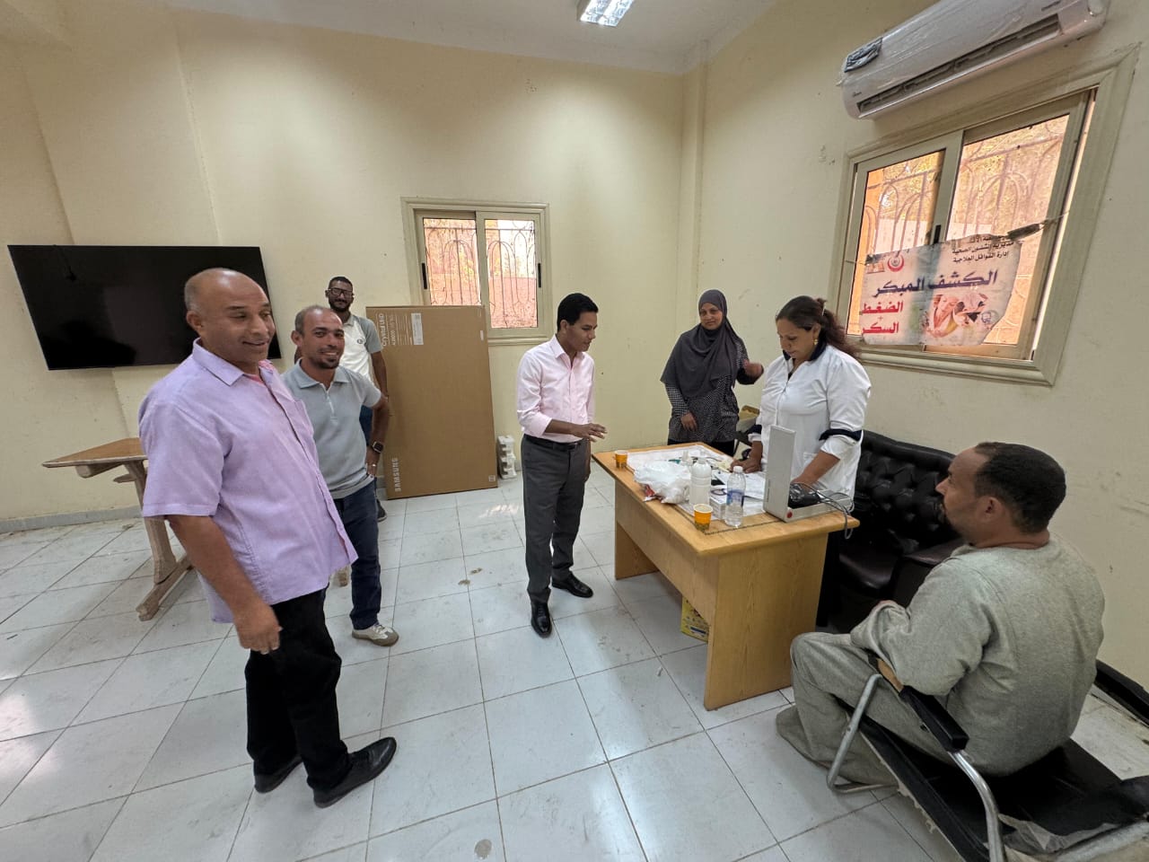 وكيل وزارة الصحة بالأقصر يتفقد أعمال القافلة الطبية بمركز شباب النجوع