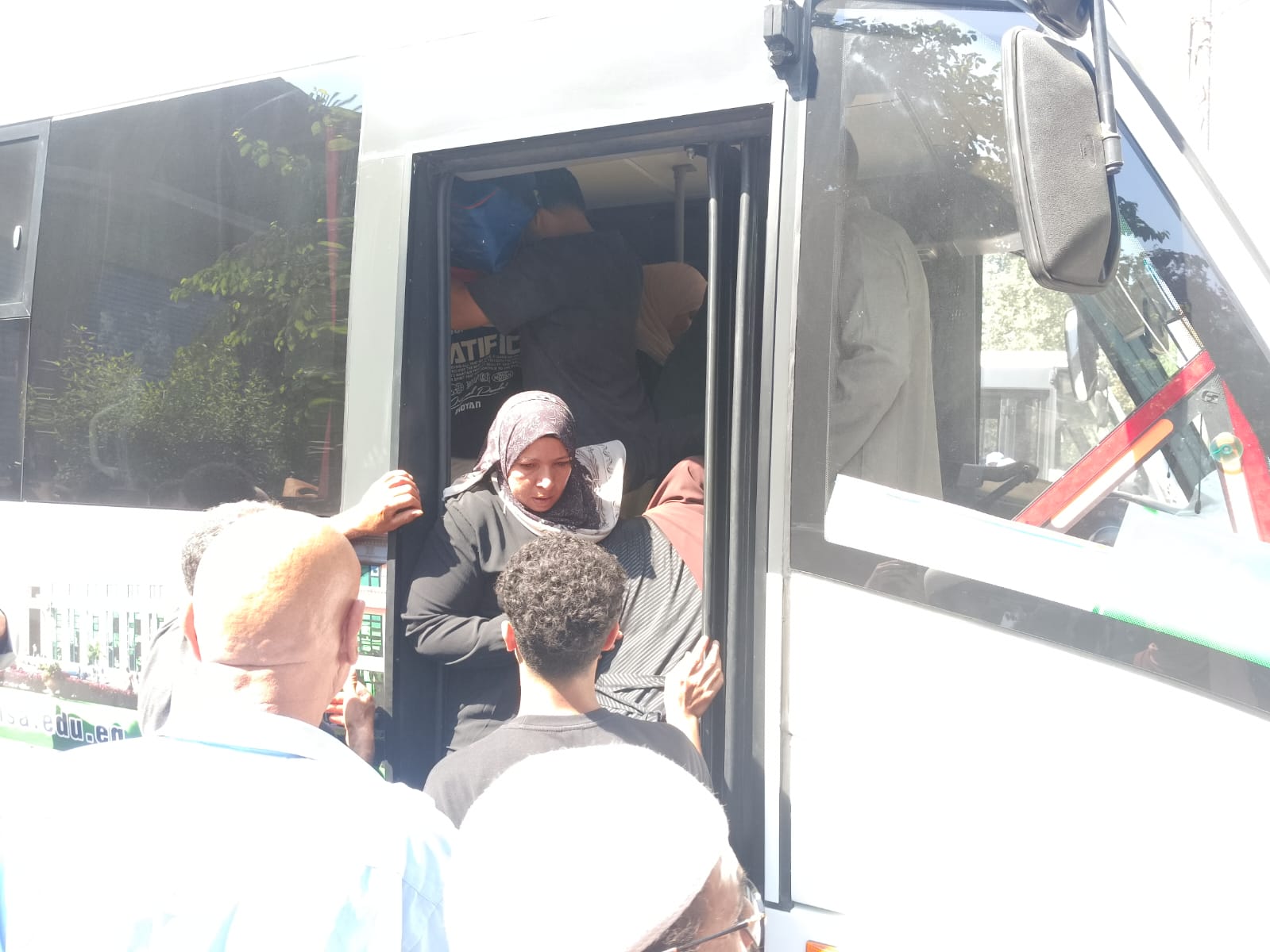 خلال التوجه لأداء العمرة