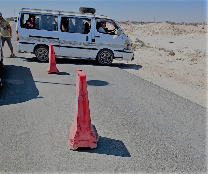 غلق الطرق المؤدية إلى شواطئ مطروح المفتوحة غلق الطرق المؤدية إلى شواطئ مطروح المفتوحة