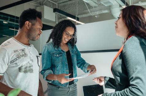 توافق مهنيا بين الابراج وبرج العذراء