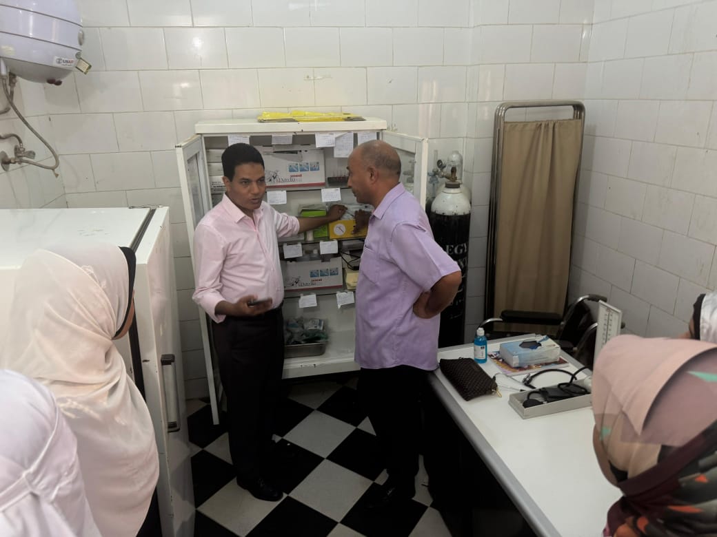 جولة على أعمال القافلة الطبية بمركز شباب النجوع بمدينة إسنا