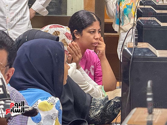إقبال طلاب الثانوية العامة على معامل تنسيق جامعة القاهرة (8)