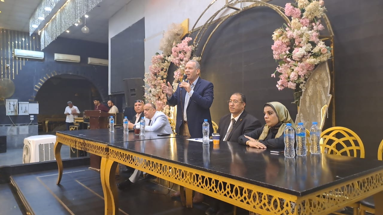 جانب من المشاركين فى الجلسة الحوارية (2)