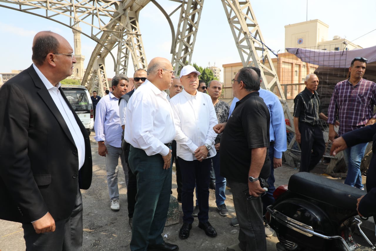 محافظ القاهرة بمنطقة كوبرى الليمون