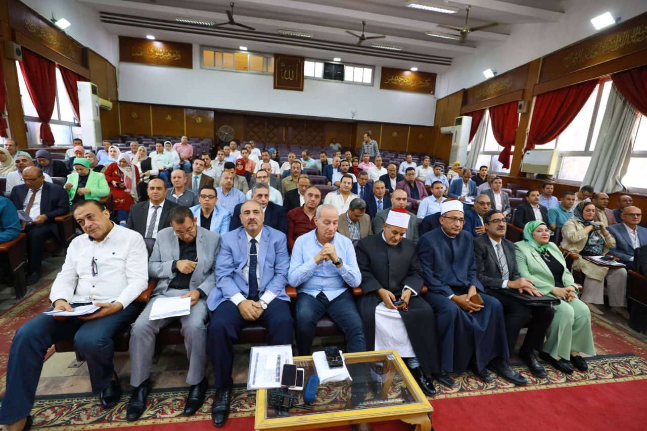 الحضور بالمجلس التنفيذي الحضور بالمجلس التنفيذي