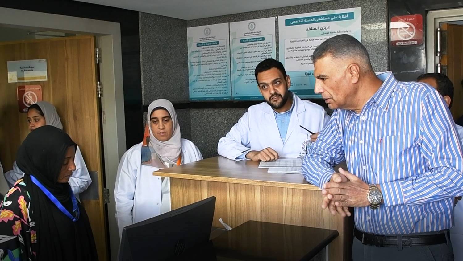 جانب من زيارة المحافظ