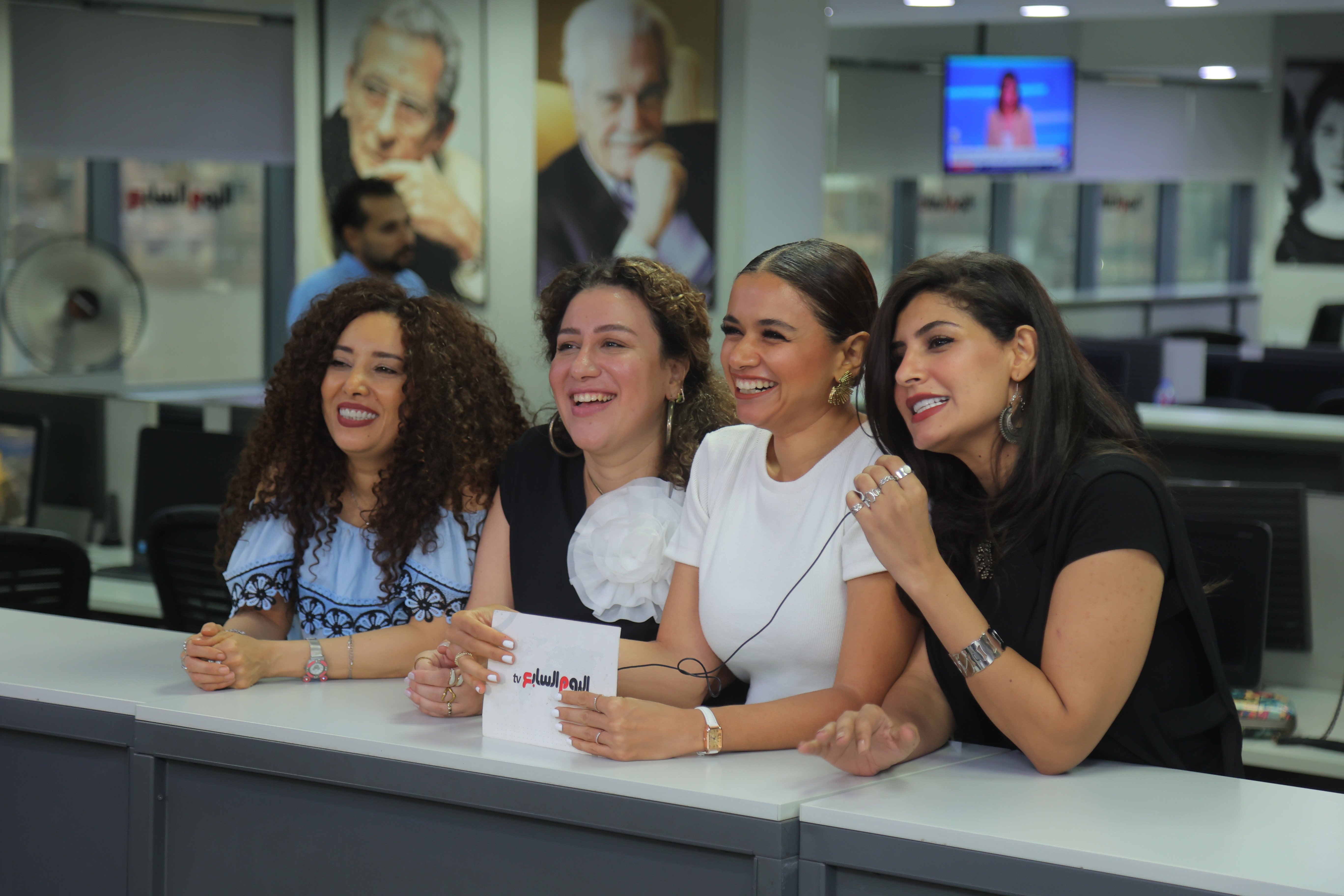 نادية وسالي وهاجر وسماح