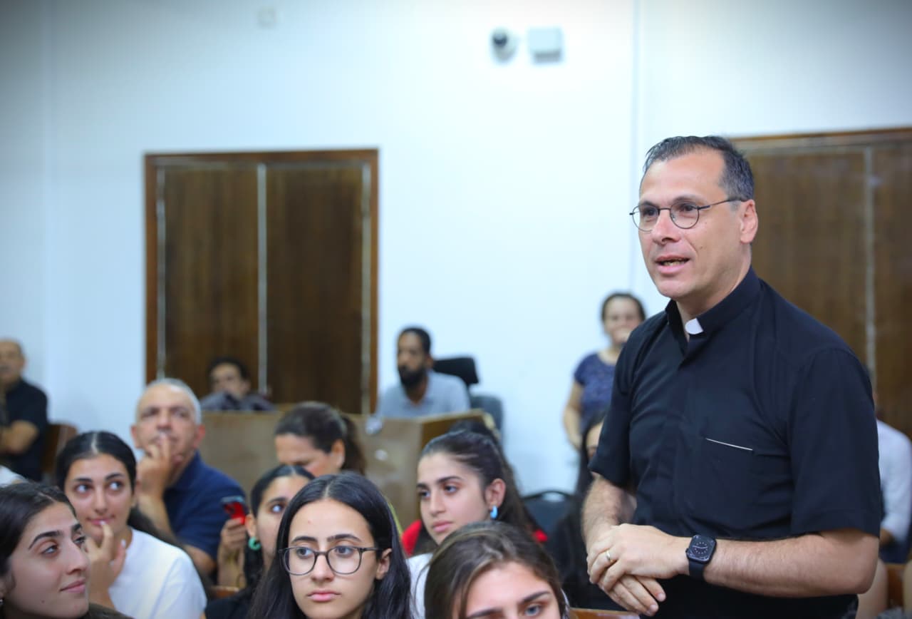 جانب من المناقشاتن