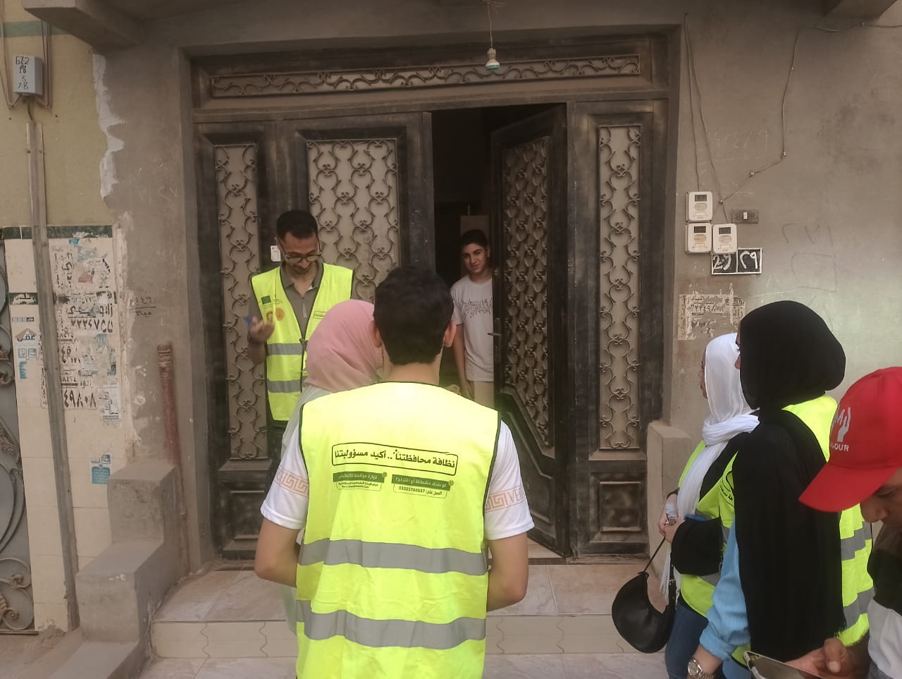 العاملين والقائمين على برنامج النظافة بشوارع محافظة الدقهلية (5)