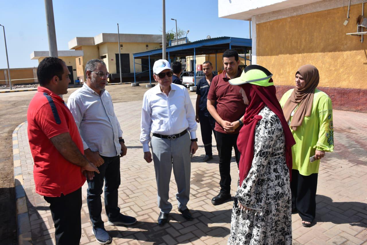 أثناء الجولة بالمحطة أثناء الجولة بالمحطة