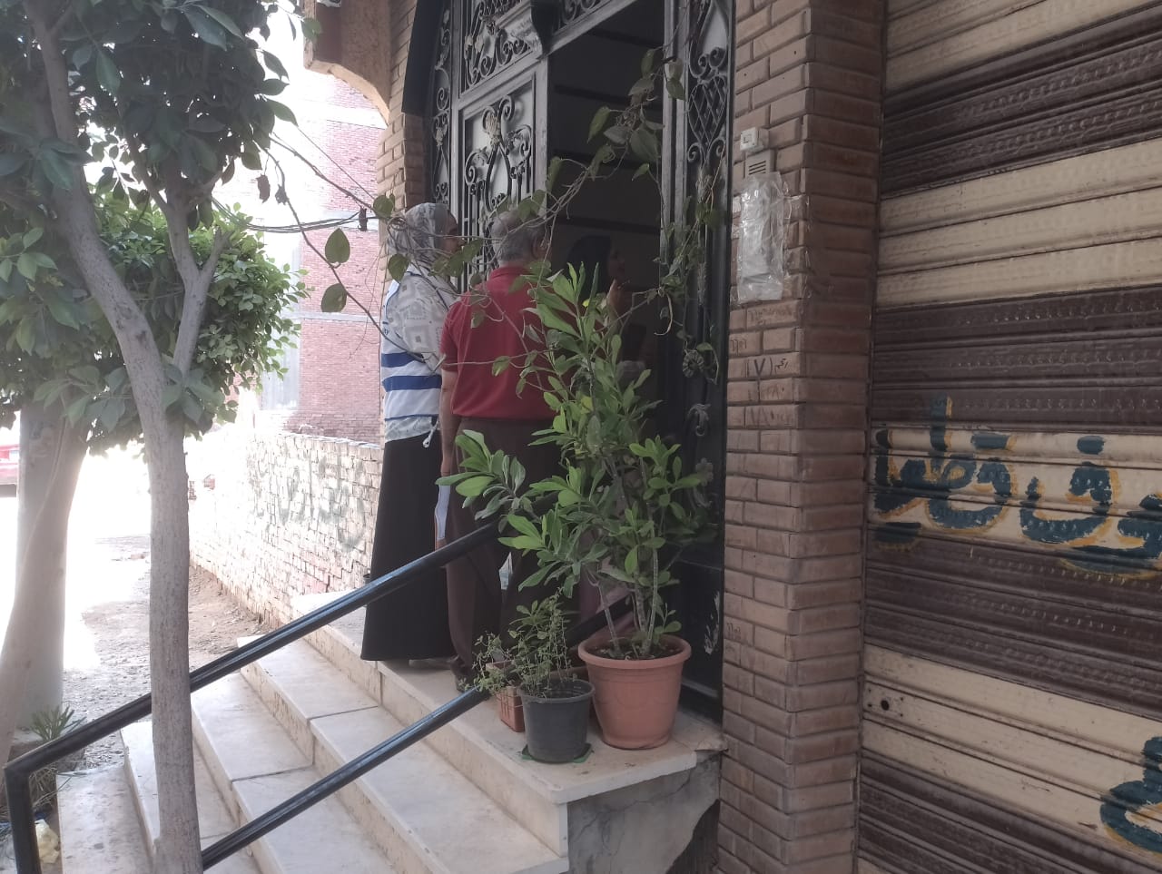 العاملين والقائمين على برنامج النظافة بشوارع محافظة الدقهلية (1)