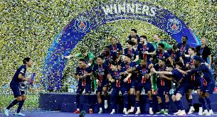مراسم تتويج باريس سان جيرمان بلقب دوري الأبطال مراسم تتويج باريس سان جيرمان بلقب دوري الأبطال