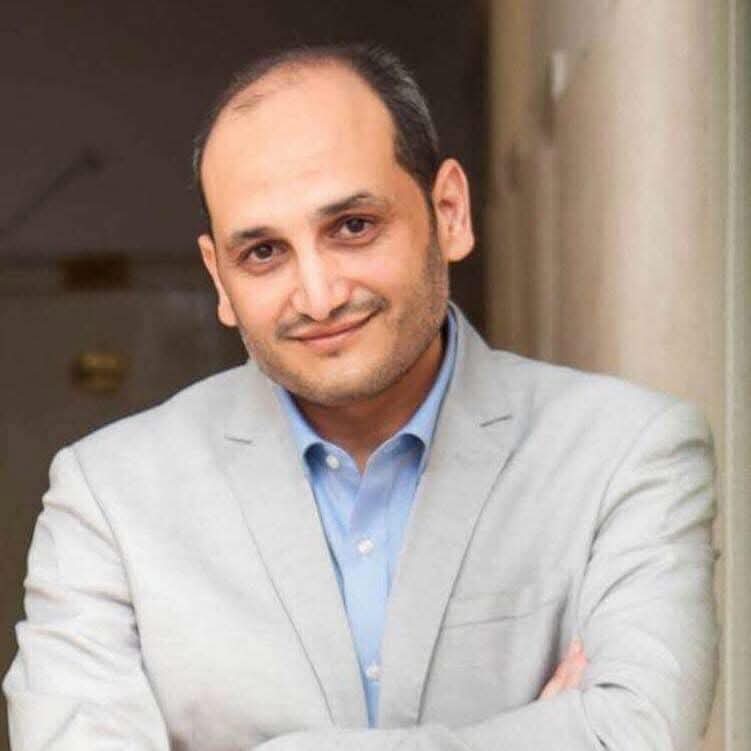 الدكتور أمجد حجازي عميد كلية الآداب الدكتور أمجد حجازي عميد كلية الآداب