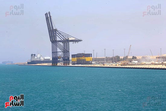 ميناء العين السخنه (2)