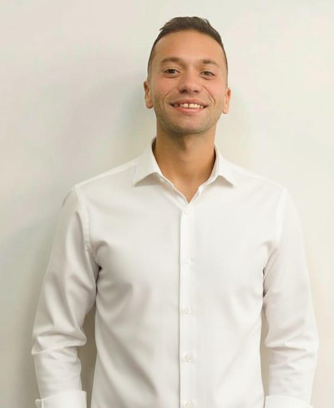 أدهم إيهاب، رئيس قطاع المنتجات في ڤاليو أدهم إيهاب، رئيس قطاع المنتجات في ڤاليو