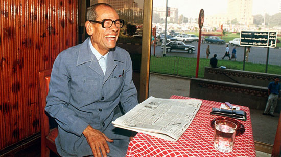 الأديب العالمى نجيب محفوظ الأديب العالمى نجيب محفوظ