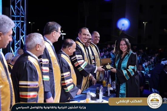 أثناء الاحتفال  (2)