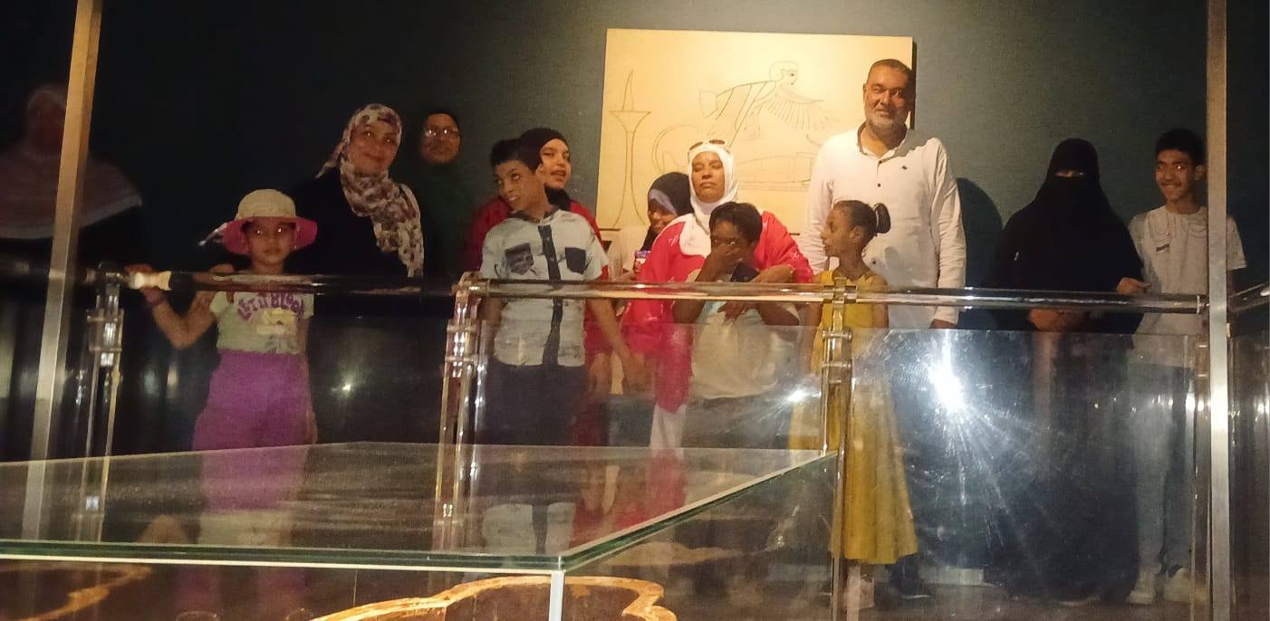 العائلات يستمتعون بأجازة الصيف عبر زيارة متحف التحنيط بكورنيش النيل العائلات يستمتعون بأجازة الصيف عبر زيارة متحف التحنيط بكورنيش النيل