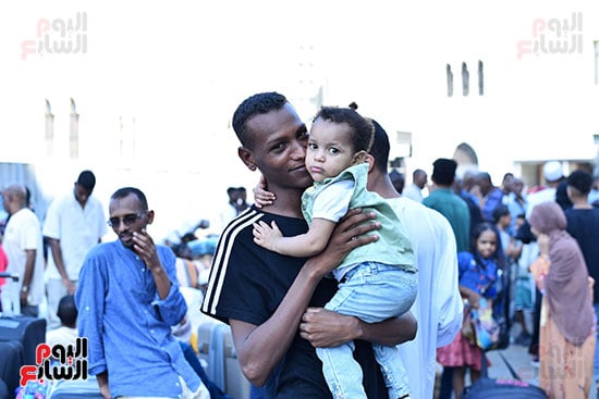 مغادرة السودانيين  (1)