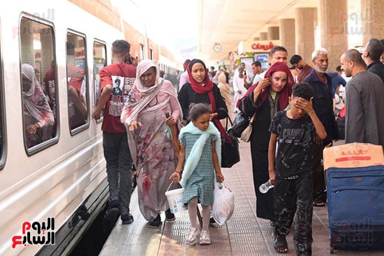 مغادرة السودانيين  (23)
