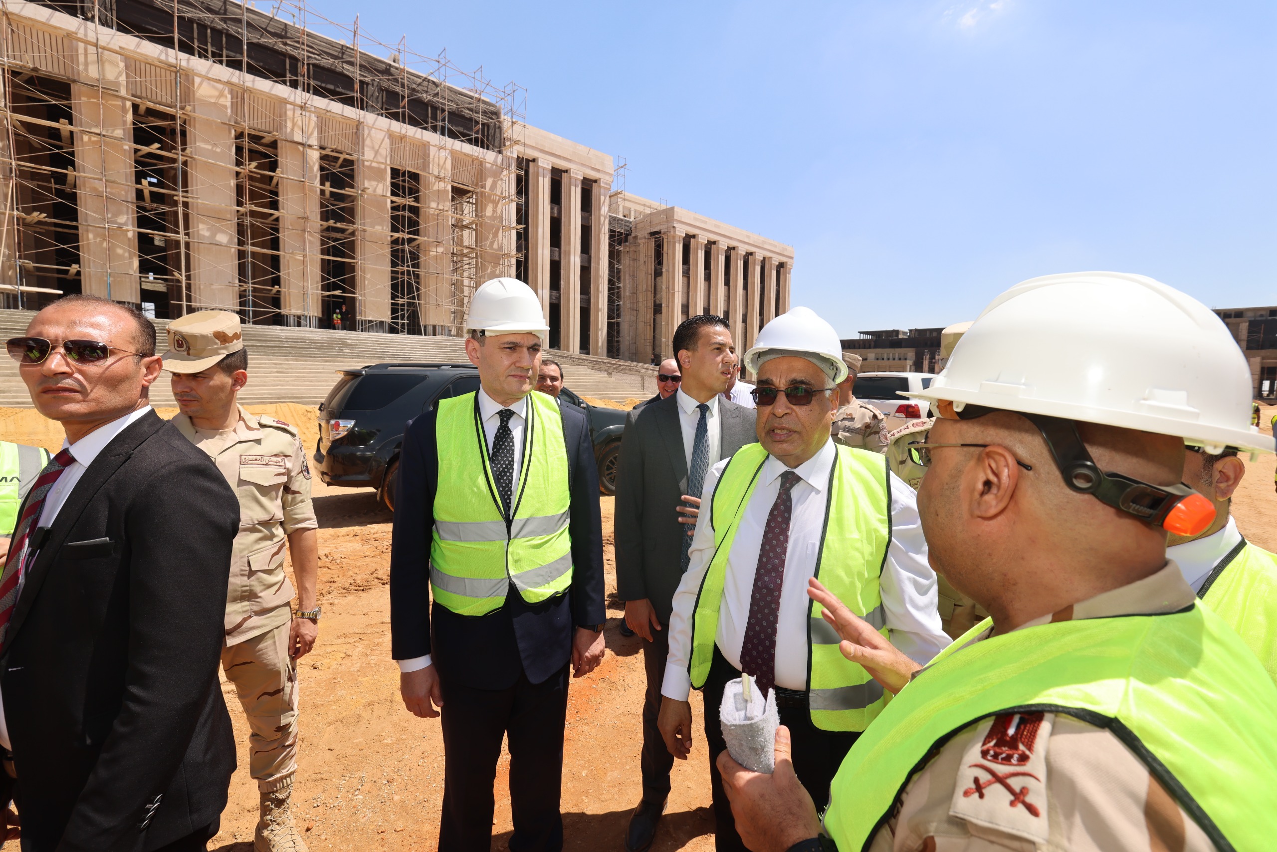 جانب من جولة وزير العدل بمدينة العدالة