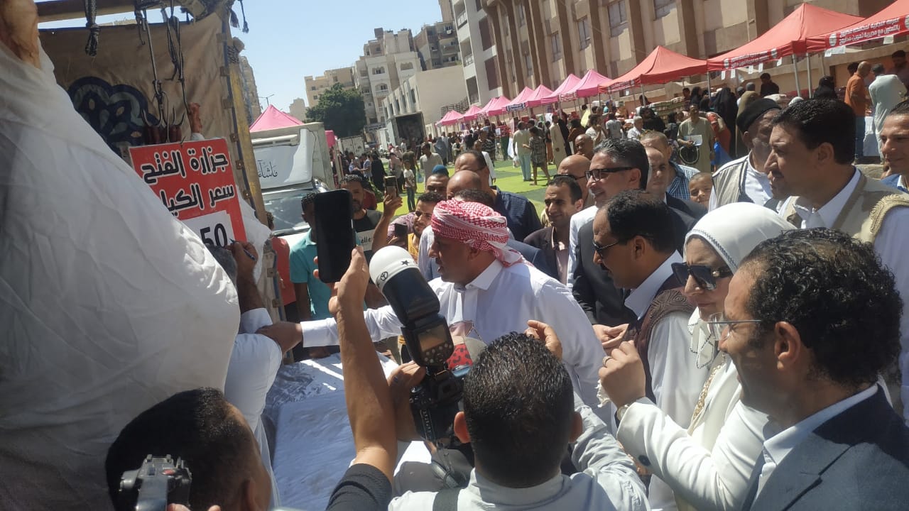 افتتتاح سوق اليوم الواحد بمطروح افتتتاح سوق اليوم الواحد بمطروح