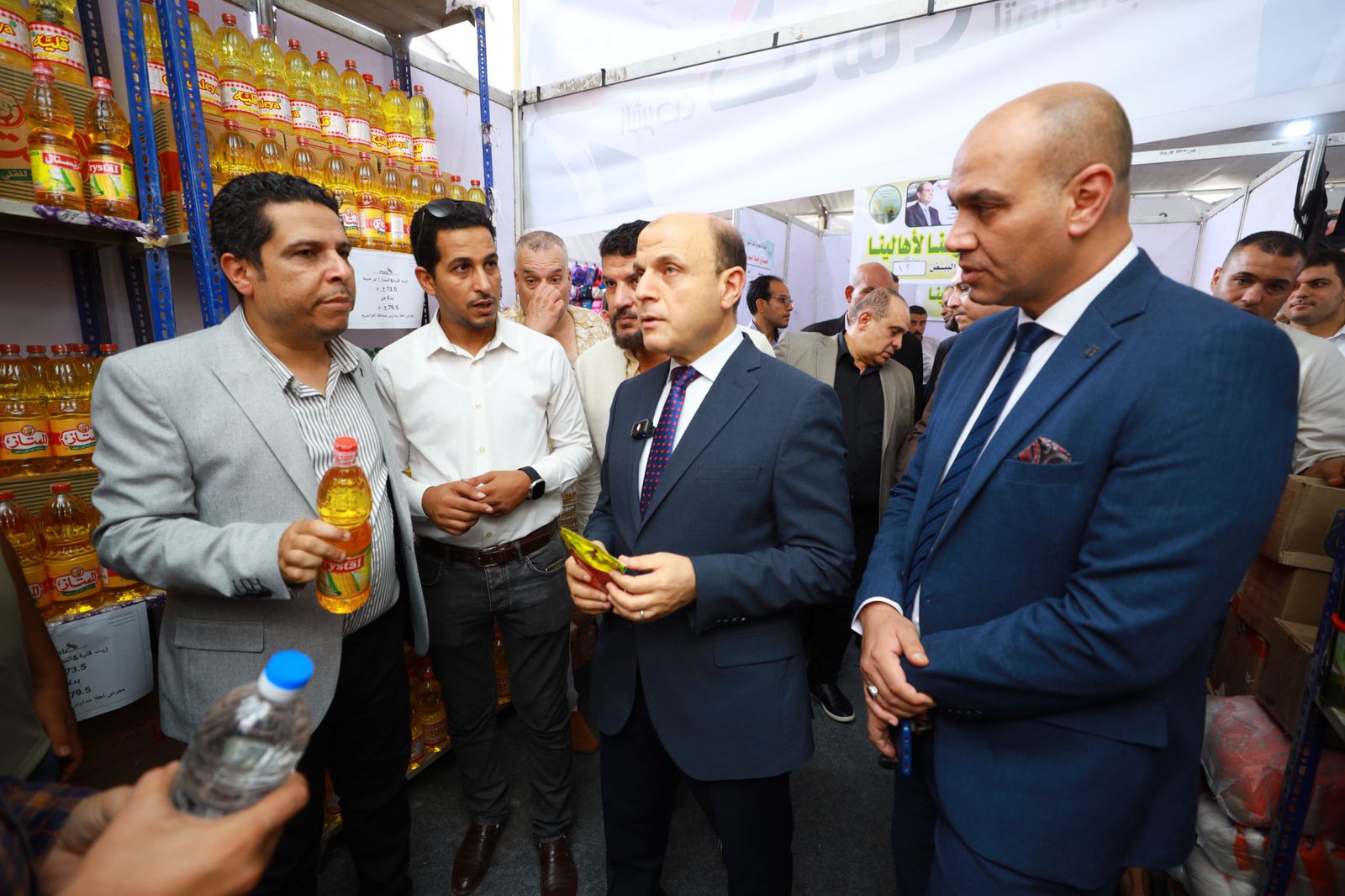 استمرار أسواق اليوم الواحد لتوفير السلع بأسعار مخفضة استمرار أسواق اليوم الواحد لتوفير السلع بأسعار مخفضة