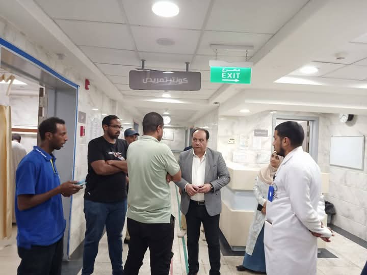 متابعة العمل داخل المستشفي