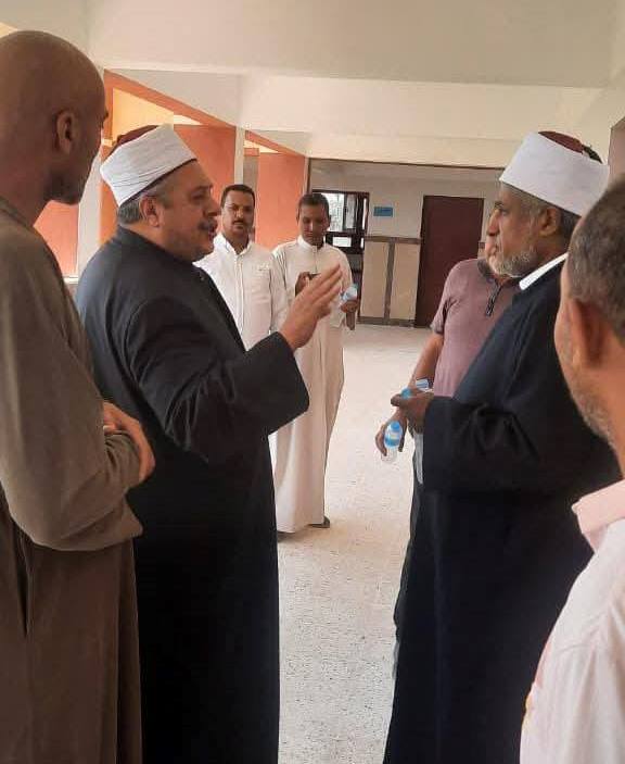 متابعة أعمال الإنشاء والتطوير في عدد من معاهد الأقصر قبل العام الجديد متابعة أعمال الإنشاء والتطوير في عدد من معاهد الأقصر قبل العام الجديد