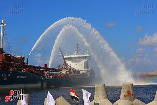 مشروع إنشاء حواجز الأمواج   بمسناء الإسكندرية