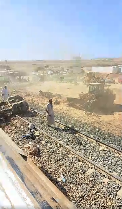 اعمال تسوية التربة لتسهيل تقديم المساعدات