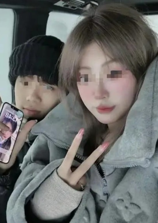 المراهقة وصديقها