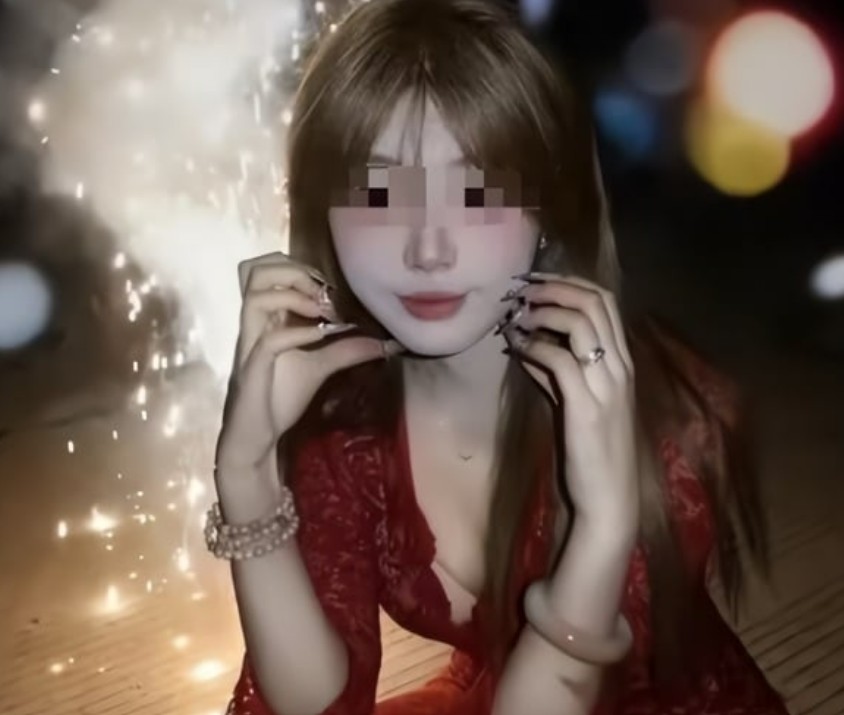 المراهقة الصينية المتهمة 