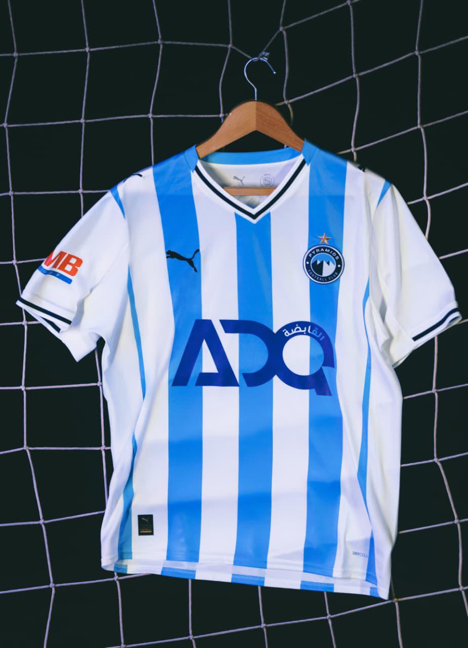 قميص بيراميدز