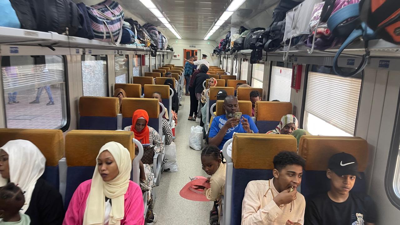 عودة السودانيين  (4)