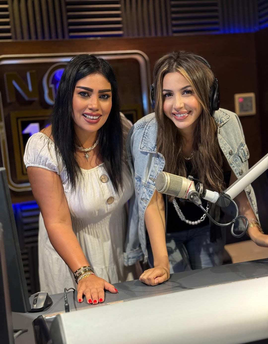 جنات لبرنامج لمن يهمه الفن على نغم إف إم (1)