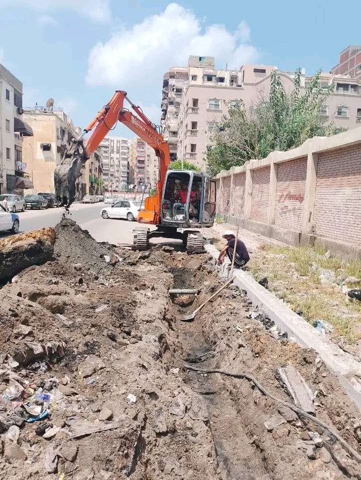 أعمال التطوير بشارع العبور أعمال التطوير بشارع العبور