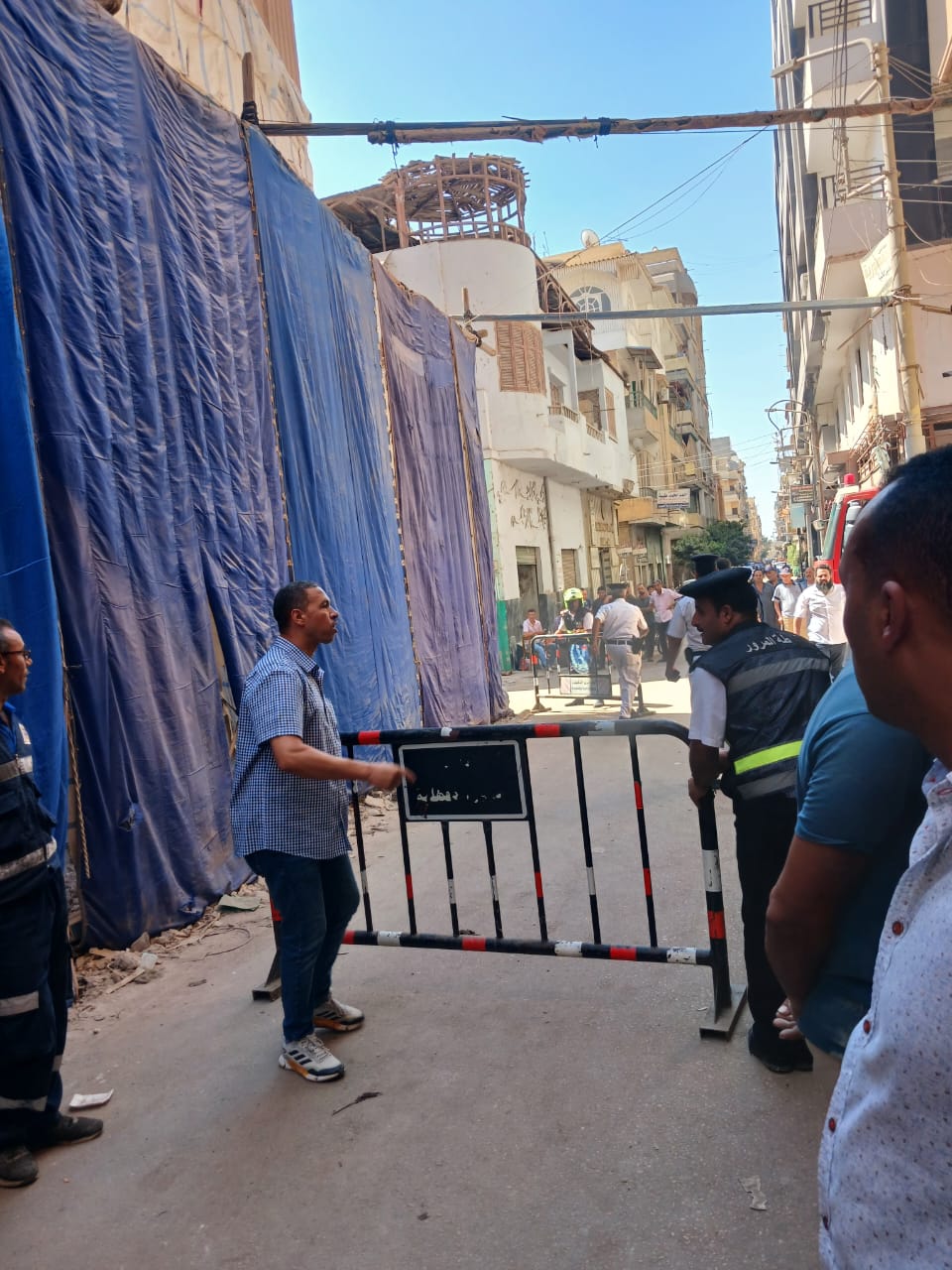 انهيار طوابق منزل بالمنصورة أثناء تنفيذ قرار إزالة (3)