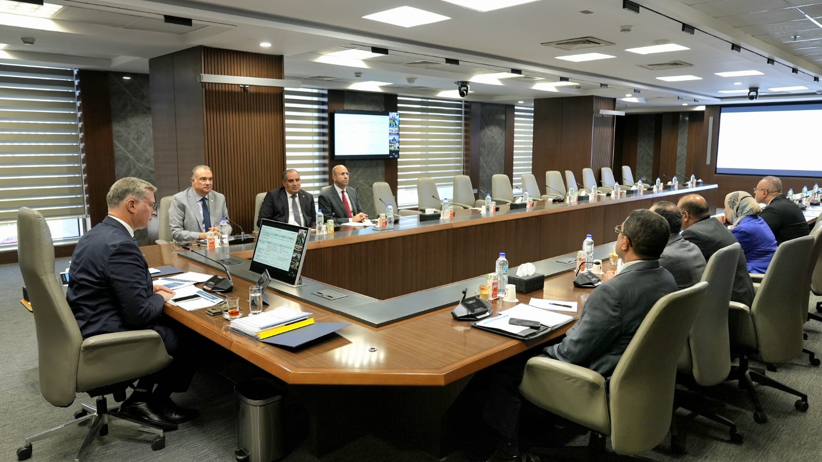 1226ce54-96c8-4247-99ed-f0cba43b6009 1226ce54-96c8-4247-99ed-f0cba43b6009