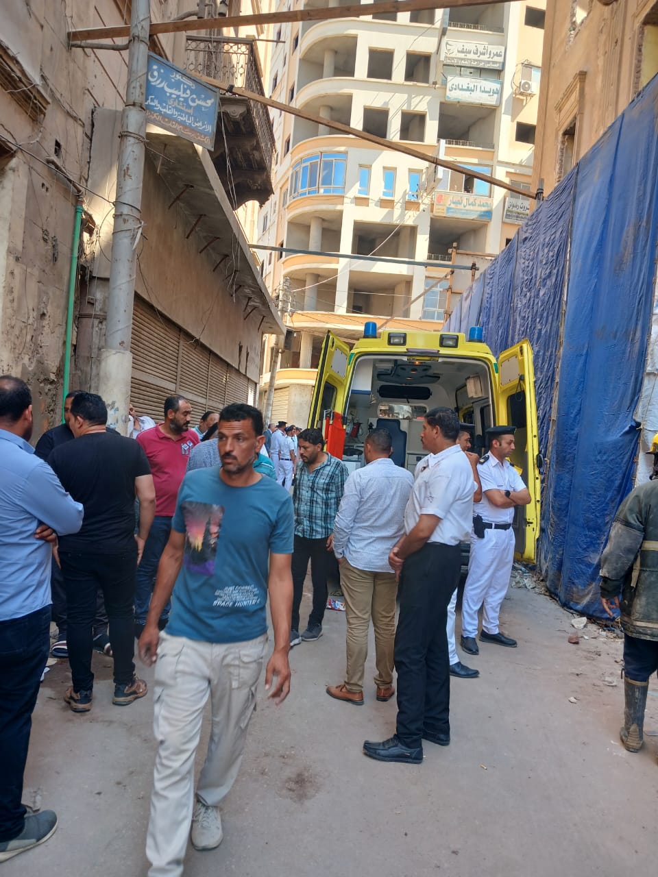 انهيار طوابق منزل بالمنصورة أثناء تنفيذ قرار إزالة (7)