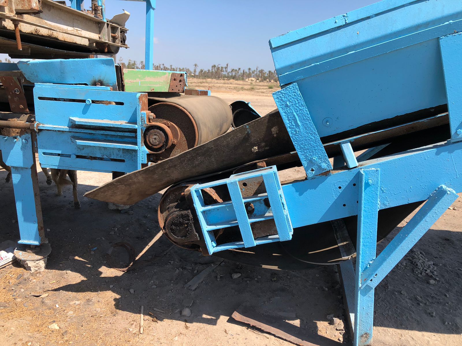 ادوات تدوير المخلفات الزراعية