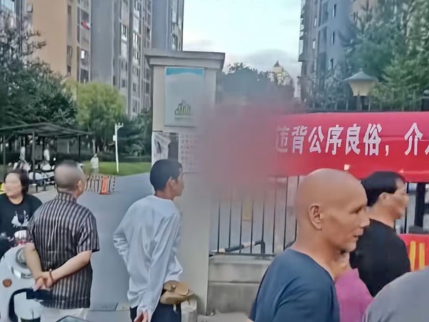 انتقام غريب من نوعه لسيدة تعرض للخيانة