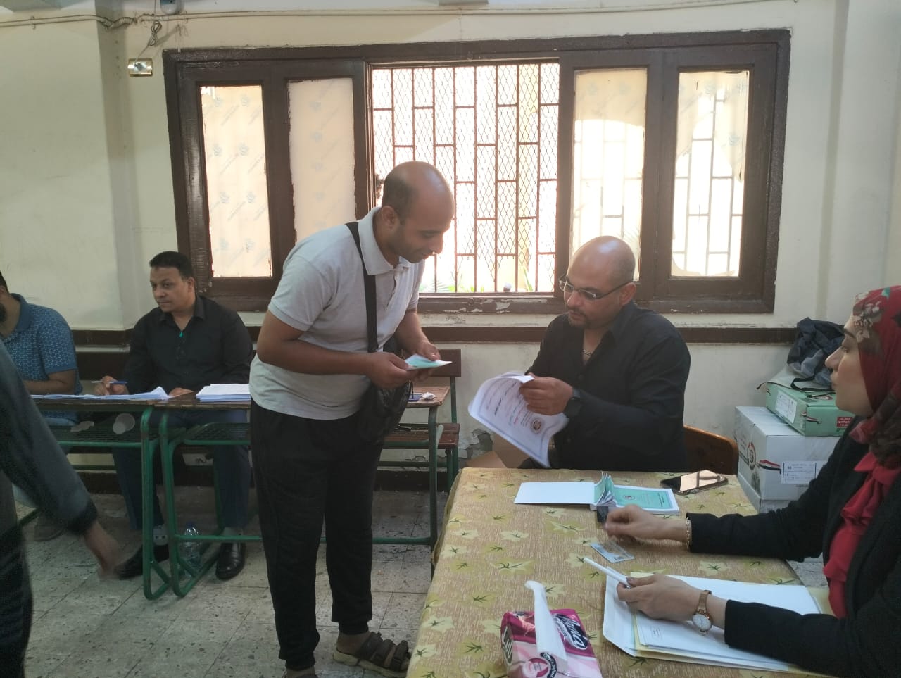 انتظام عملية التصويت في لجان الزيتون