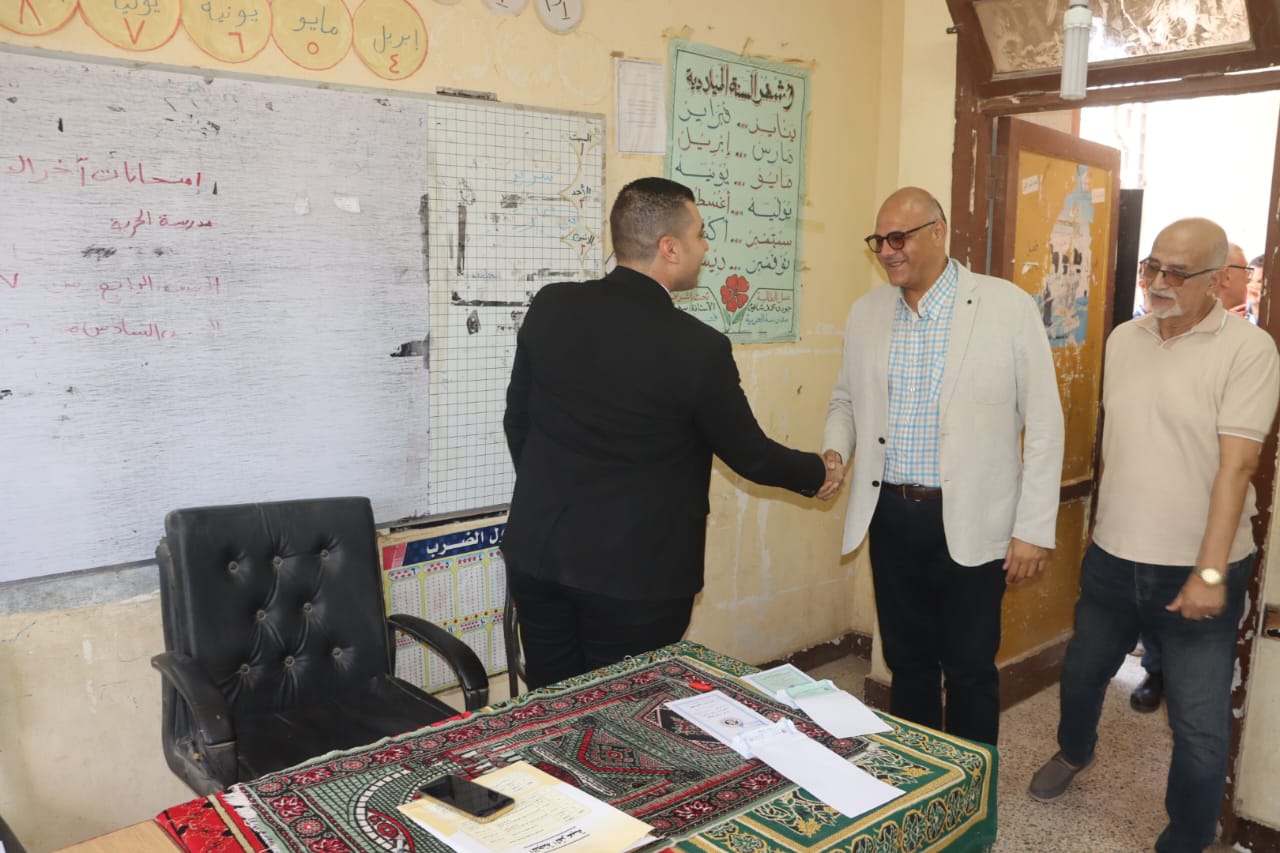 خلال متابعة اللجان الانتخابية خلال متابعة اللجان الانتخابية