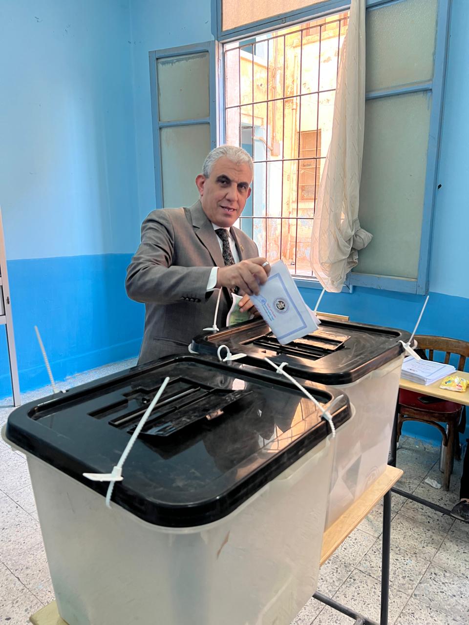 8107726b-1ad4-463d-b325-4b3df6ba4e73 8107726b-1ad4-463d-b325-4b3df6ba4e73