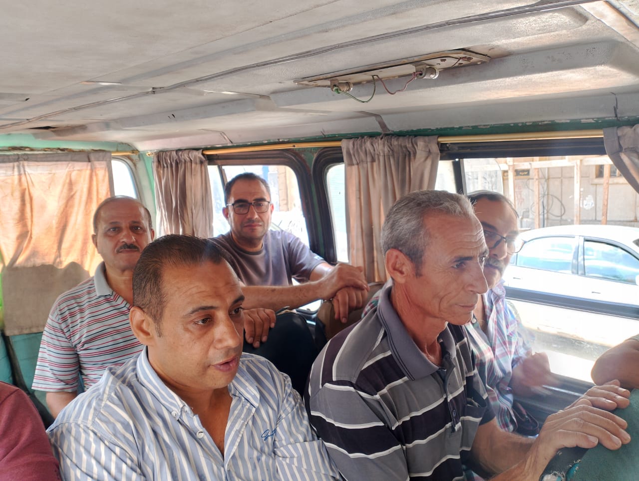 توفير وسائل انتقال لدعم مشاركة العمال